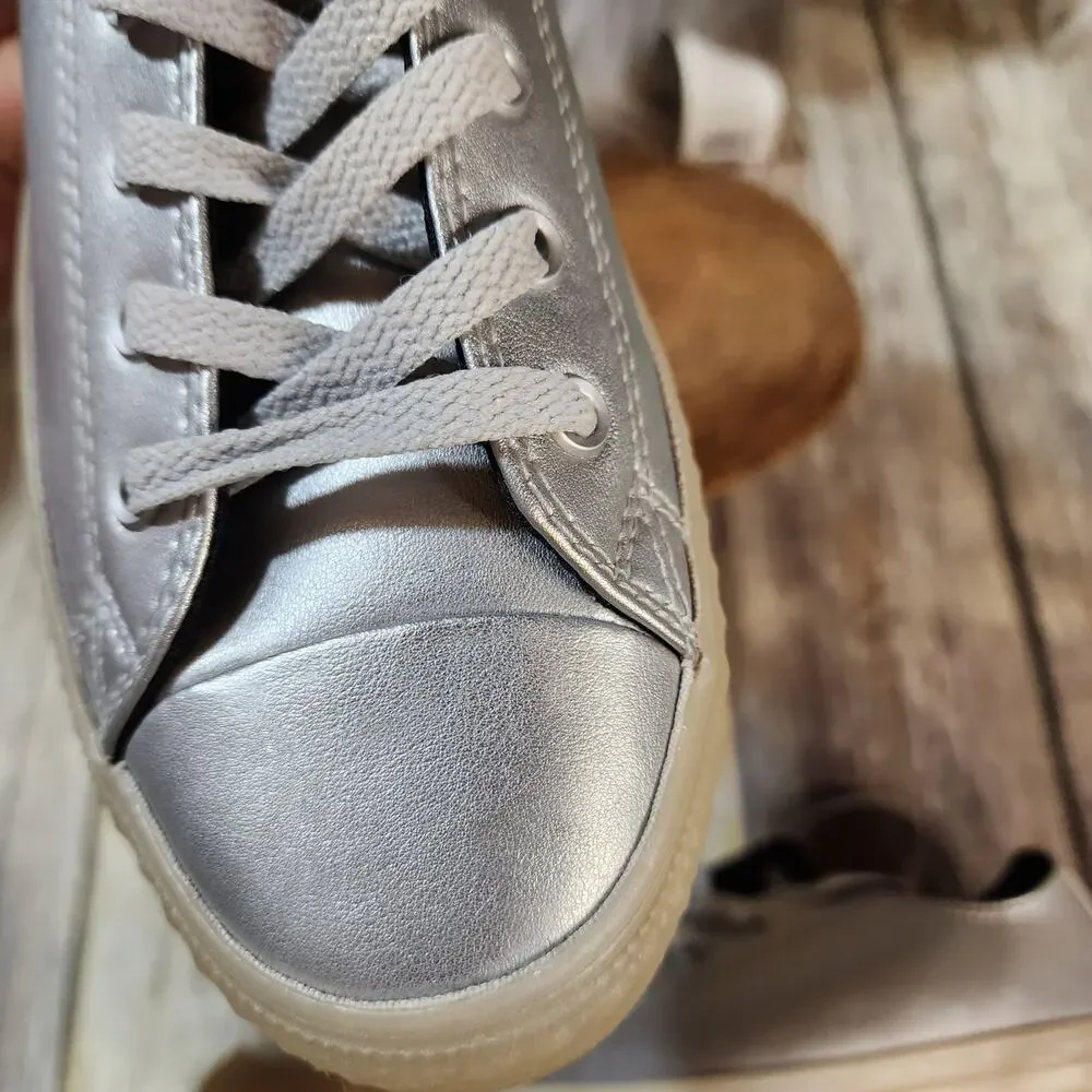 Converse Chuck Taylor All star low top metallic silver shoes youth 5.5 woman 7.5